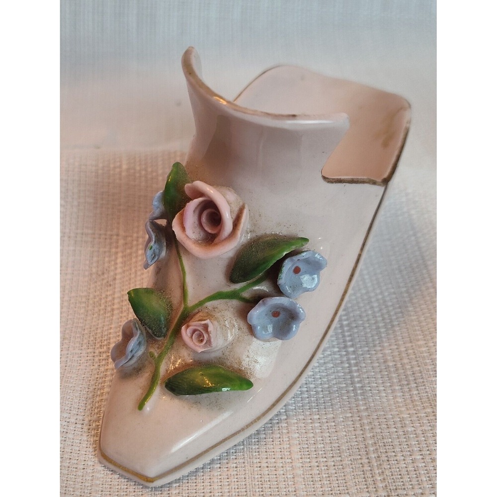 Royal Windsor China dusty pink porcelain shoe: vintage